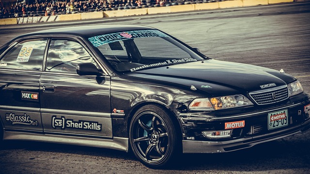 于一名年轻 于一名年轻